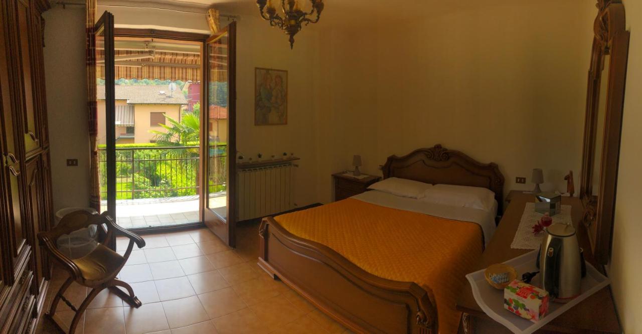 Casa Tiziana Villa Lavena Ponte Tresa Eksteriør bilde